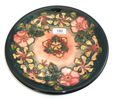 Lot 180 - A modern Moorcroft plate (boxed)