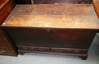 Lot 488 - An 18th century oak dower chest