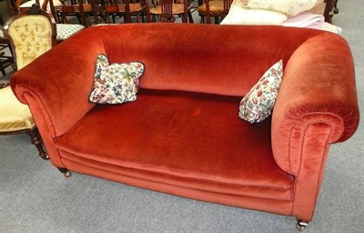 Lot 531 - A Victorian Chesterfield settee