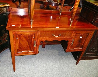 Lot 563 - Edwardian inlaid washstand