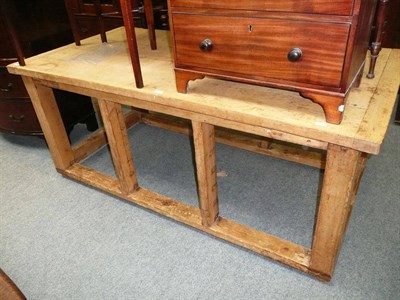 Lot 593 - Pine kitchen table