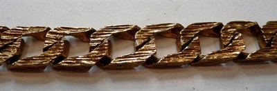 Lot 199 - A 9ct gold bracelet and loose link