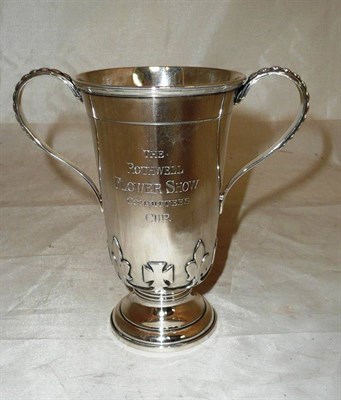 Lot 336 - A silver trophy cup 'The Rothwell Flower Show Committee Cup' 13.5cm