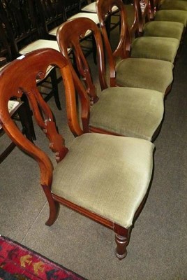 Lot 593 - A composite set of eight Victorian dining chairs