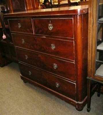 Lot 628 - Victorian mahogany four height chest of drawers