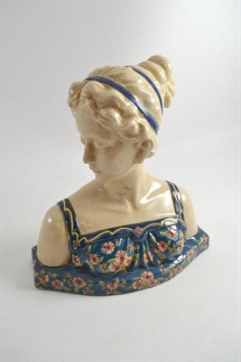 Lot 89 - French bust of a lady