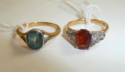 Lot 189 - Two dress rings, both stamped '18'