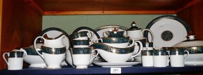 Lot 291 - Royal Doulton 'Carlyle' pattern dinner service