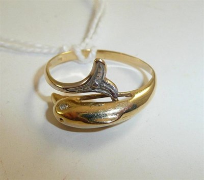 Lot 342 - 14ct dolphin yellow and white diamond ring