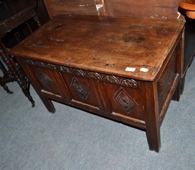 Lot 668 - A 17th century oak coffer