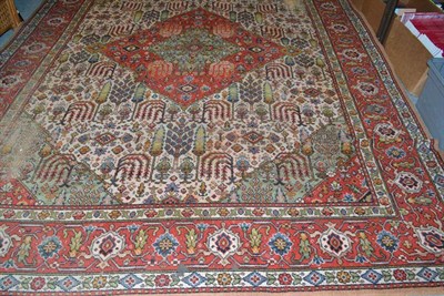 Lot 737 - Axminster patterned carpet