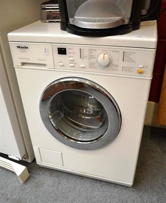 Lot 757 - Miele Novotronic Premier 520 washing machine