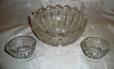 Lot 154 - A 19th century cut glass bowl, and a pair of cut glass salts