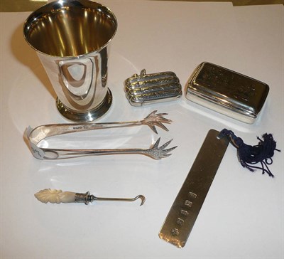 Lot 194 - Modern silver beaker, bookmark, button hook, vesta case, tongs and snuff box