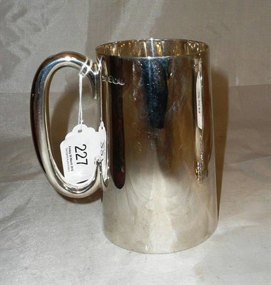 Lot 227 - A silver Walker & Hall mug