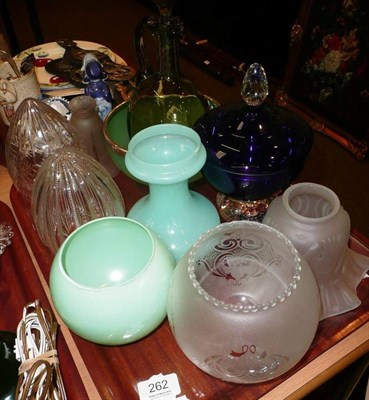 Lot 262 - Tray of assorted coloured glass including green glass bowl with silver rim