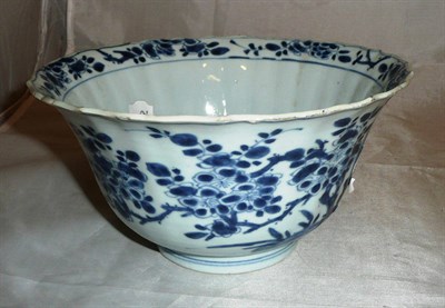 Lot 306 - A Chinese blue and white decorated bowl