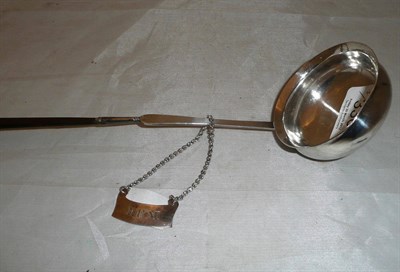 Lot 336 - Georgian silver toddy ladle and an Edinburgh silver 'Rum' label (2)