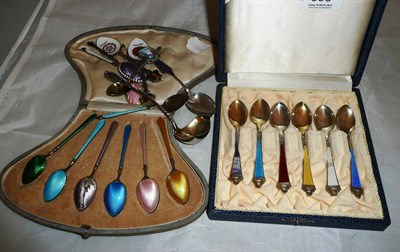 Lot 355 - Quantity of enamel teaspoons