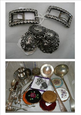 Lot 484 - A pair of paste set shoe buckles, a set of four Victorian buttons, a quantity of plated...