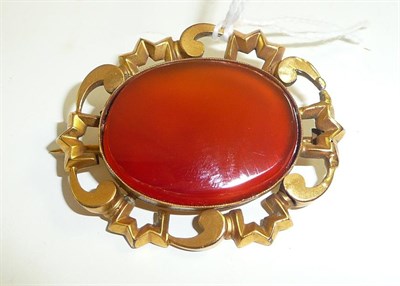 Lot 22 - A cornelian brooch