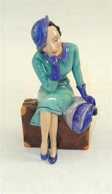 Lot 100 - Peggy Davies ceramics figure 'Brief Encounter'