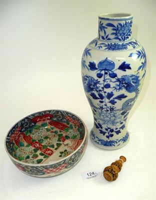 Lot 124 - A Chinese blue and white vase, a Japanese Imari bowl and an ivory petal top case