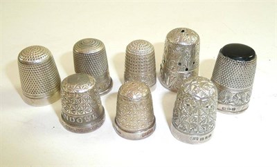 Lot 165 - Assorted silver thimbles