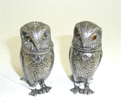 Lot 244 - Pair of novelty owl pepperettes