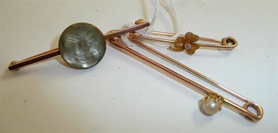 Lot 307 - Three bar brooches