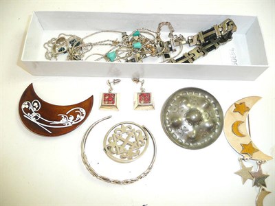 Lot 456 - Georg Jensen pewter brooch and various silver jewellery etc