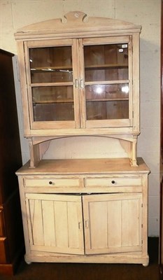 Lot 534 - A shabby chic cream painted pine dresser