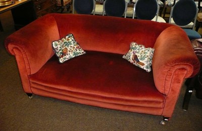 Lot 595 - A Victorian Chesterfield settee