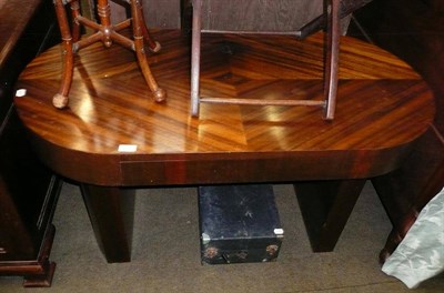 Lot 616 - An Art Deco mahogany single drawer table