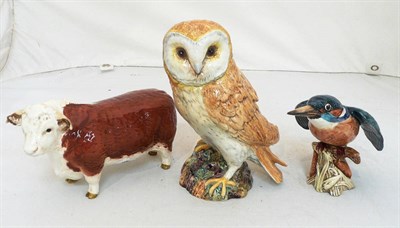 Lot 48 - A Beswick owl, kingfisher and bull