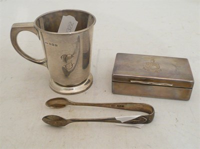 Lot 74 - A silver christening mug; a silver snuff box and a pair of silver sugar tongs. 7oz (3)