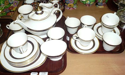 Lot 176 - A Royal Doulton 'Harlow' tea service