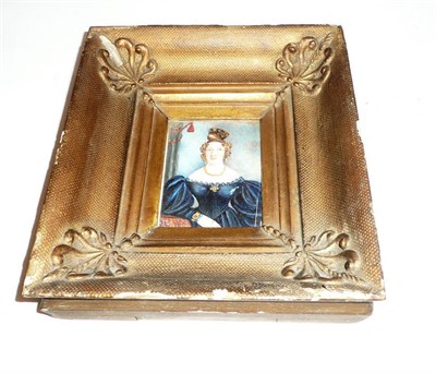 Lot 211 - Miniature portrait of a lady on ivory