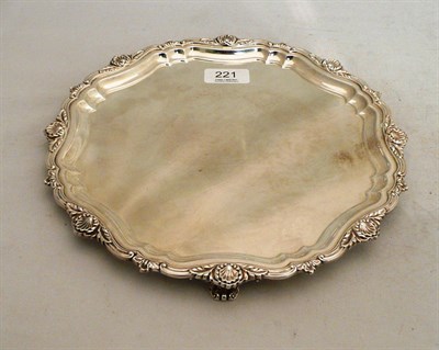 Lot 221 - An engraved silver salver, 21oz