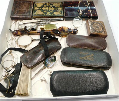 Lot 462 - A tortoiseshell card case, a pair of lorgnette's, gilt framed spectacles etc