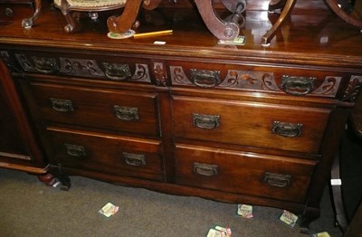 Lot 569 - Late Victorian sideboard