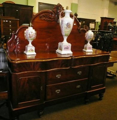 Lot 650 - Victorian mahogany sideboard