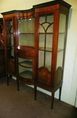 Lot 697 - An inlaid mahogany display cabinet