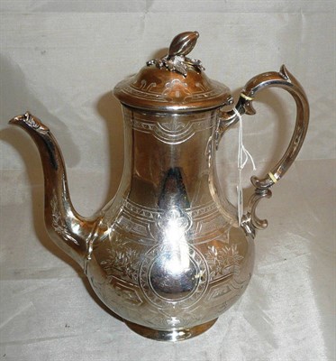 Lot 49 - A Victorian silver coffee pot, 24oz approx