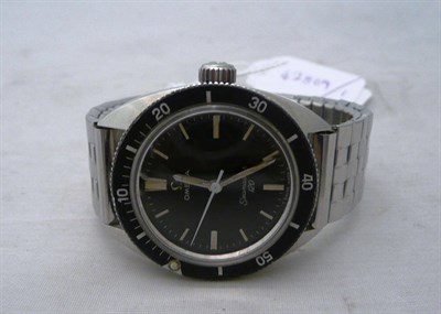 Lot 101 - A lady's stainless steel 'Omega' Seamaster 120 with paperwork