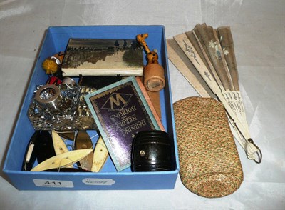 Lot 411 - Tatting shuttles, needle cases, fan, etc