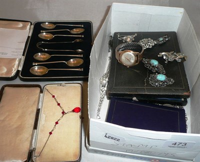 Lot 473 - Set of silver teaspoons and a quantity of costume jewellery