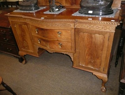 Lot 688 - Early 20th century walnut sideboard