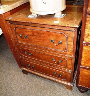 Lot 746 - Small oak chest with three drawers