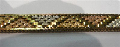 Lot 63 - 9ct gold link coloured bracelet